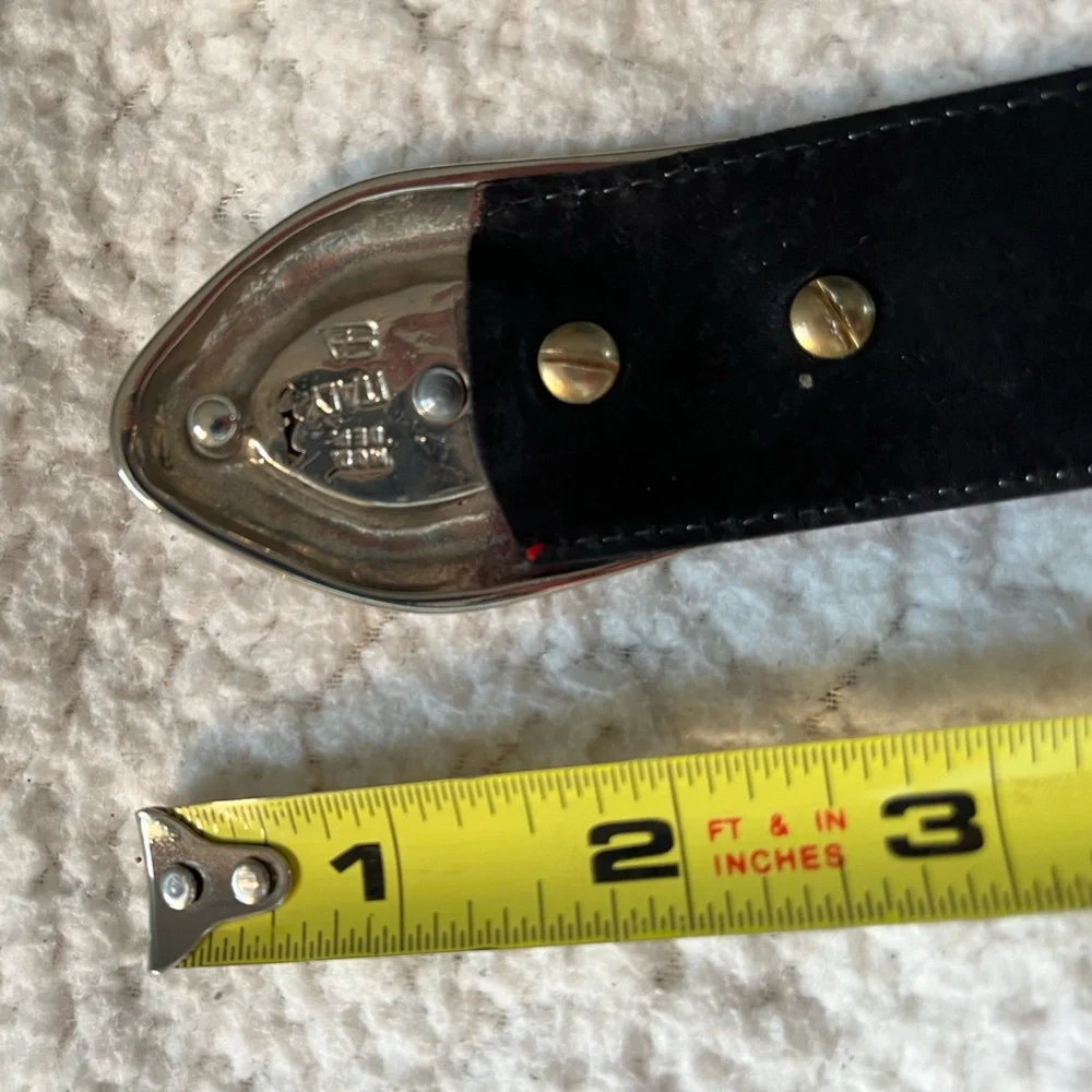 Red Snakeskin Leather Women's Vintage Belt With Silver & Gold tone Buckle - Picture 3 of 8